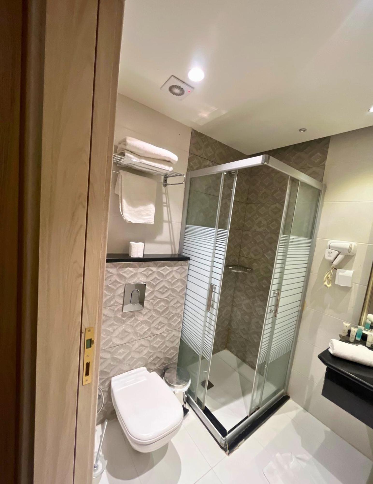 La Casa Hotel Amman By Fhm Екстер'єр фото